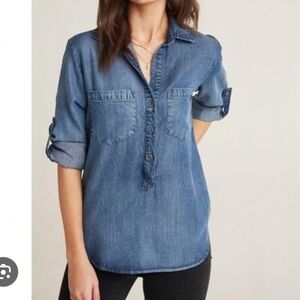 Anthropologie Cloth And Stone Denim Tencel Chambray top size M